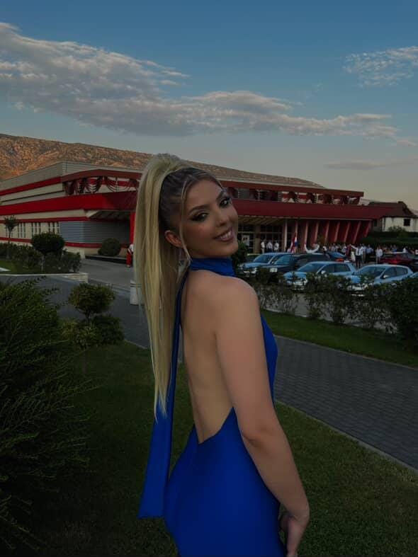 Šampanjac / Srednje Plava │Ravna │75cm │Rep na mrežicu photo review