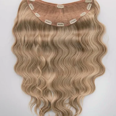 Svijetlo smeđa s pramenovima│Glam Waves